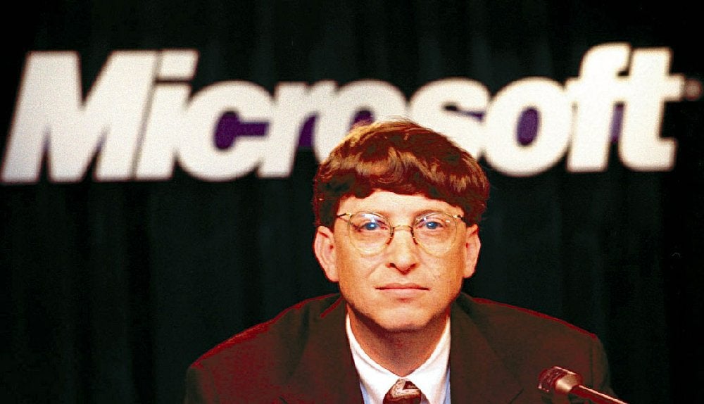 Evil Genius Gates Drops Windows 98 Into NYC Water Supply