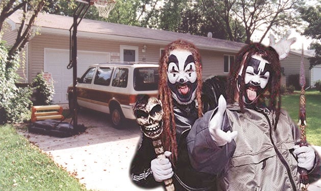 Insane Clown Posse Gets Ride To Concert From Mom