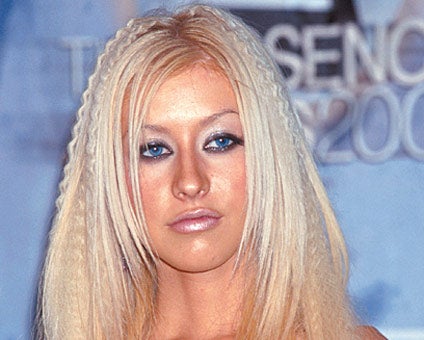 Christina Aguilera Deeply Offended By Plate Of Iceberg Lettuce