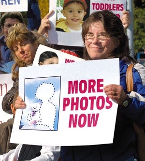 Nation's Toddlers Critically Under-Photographed, Says U.S. Aunt Coalition