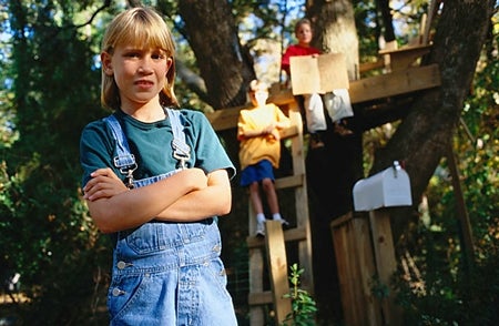 Children Wait Patiently For Heavily Fortified Tree House To Be Attacked