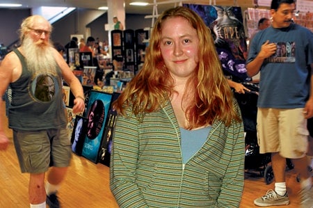 Woman At 'Farscape' Convention Has Dangerously Inflated Self-Image