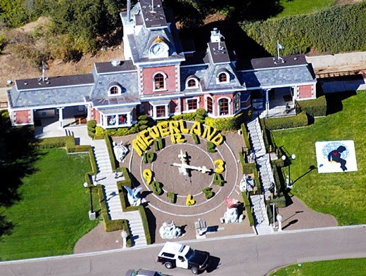 Neverland Ranch Investigators Discover Corpse Of Real Michael Jackson