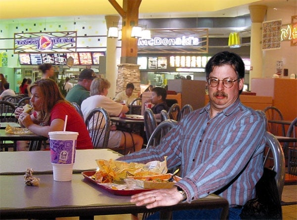 Food-Court Taco Bell Not As Good, Area Man Reports