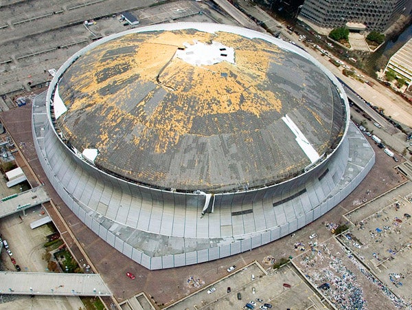 Overjoyed Saints Fans Tear Roof Off Reopened Superdome