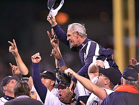 Detroit Tigers Carry Jim Leyland To Bathroom