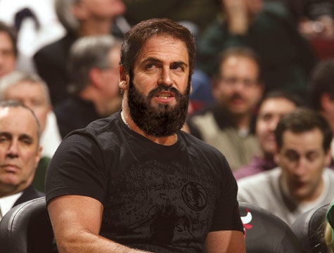 Mark Cuban Grows Huge Beard To Spite David Stern