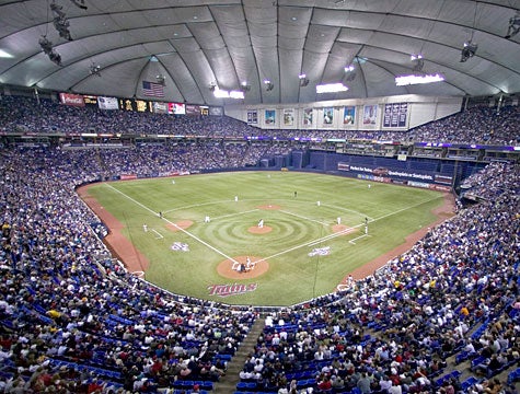 Twins Ask Fans To Be Quiet So They Can Focus On Game