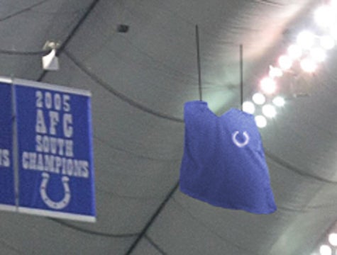 Colts Retire Tony Dungy's Sweater Vest