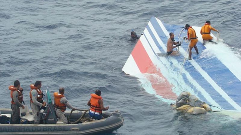 Investigators Determine Air France Disaster Caused By Plane Crash