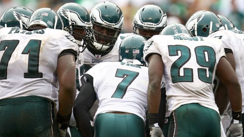 Michael Vick Fails To Inspire Team With 'Great' Dogfighting Story