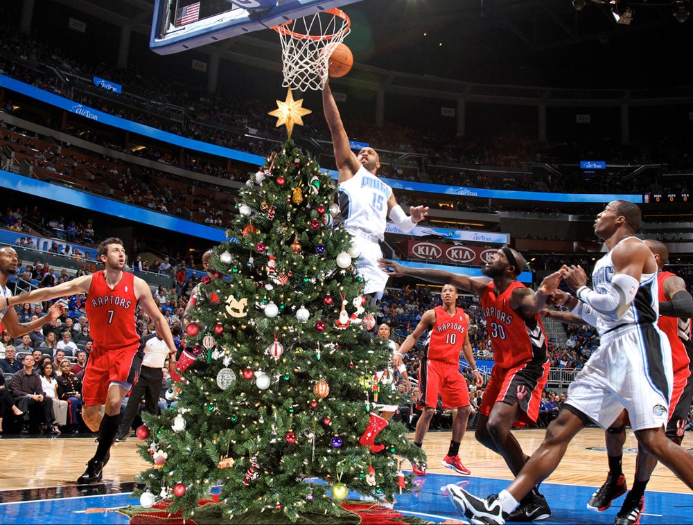 Raptors Bolster Front Court With 8-Foot-Tall Christmas Tree