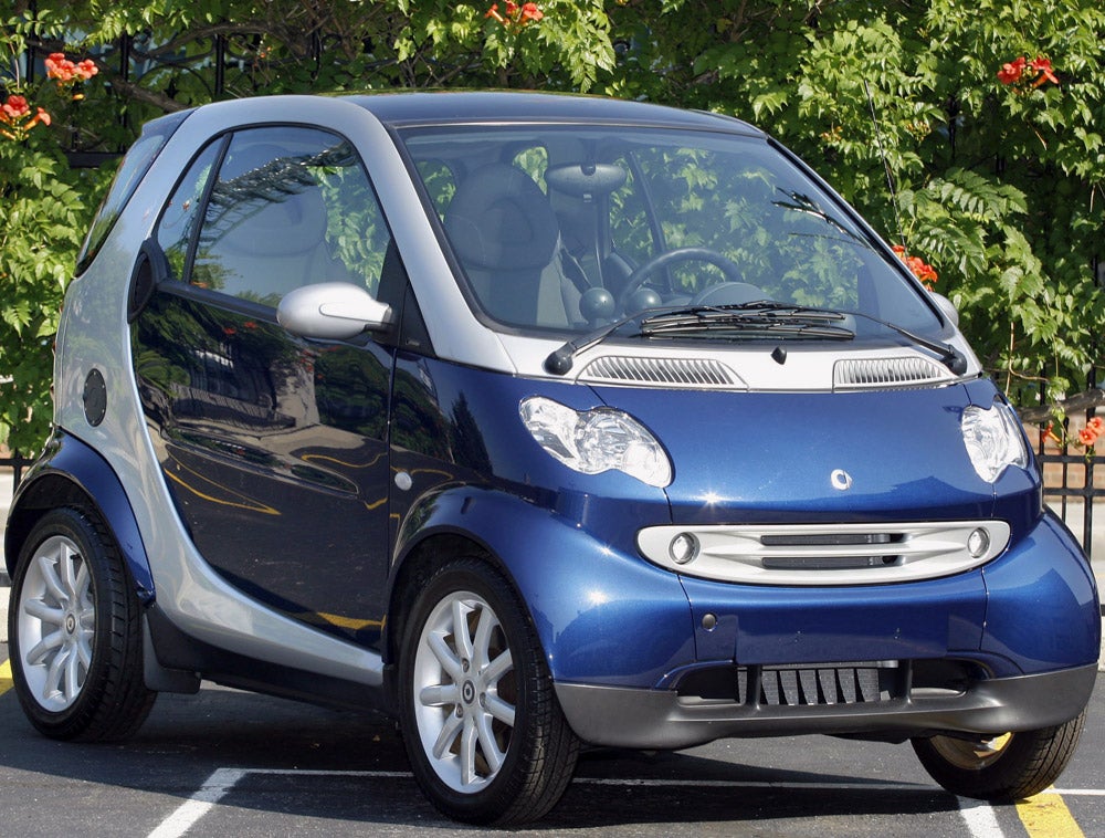 Report: Smart Car Terrible For Doughnuts