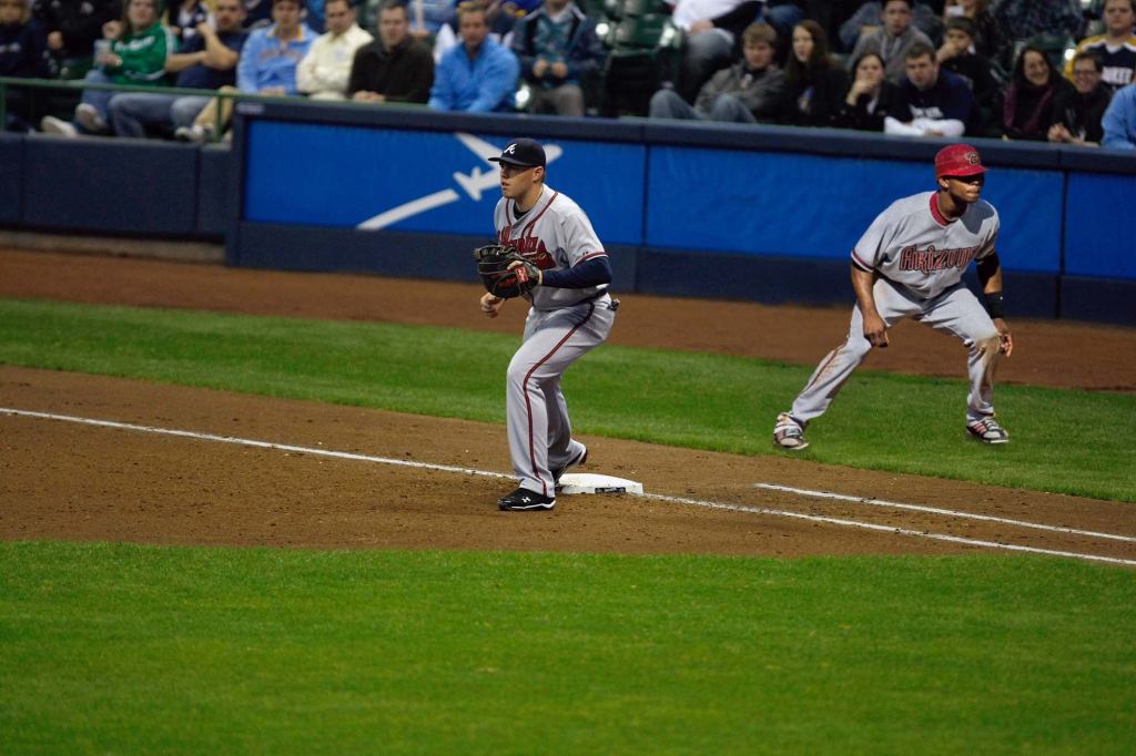 Justin Upton Accidentally Takes Lead Off First Base In Wrong Direction