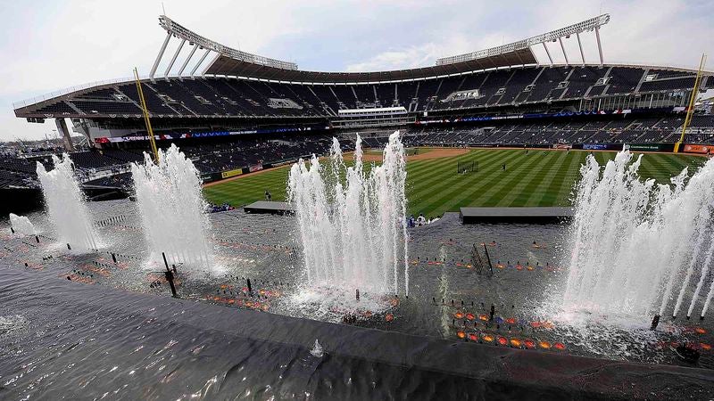 David Ortiz Claims He Just Saw Submarine In Kansas City Royals Fountain