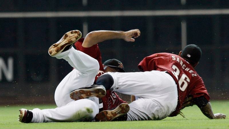 Texting-While-Fielding Causes Record Number Of Outfield Collisions