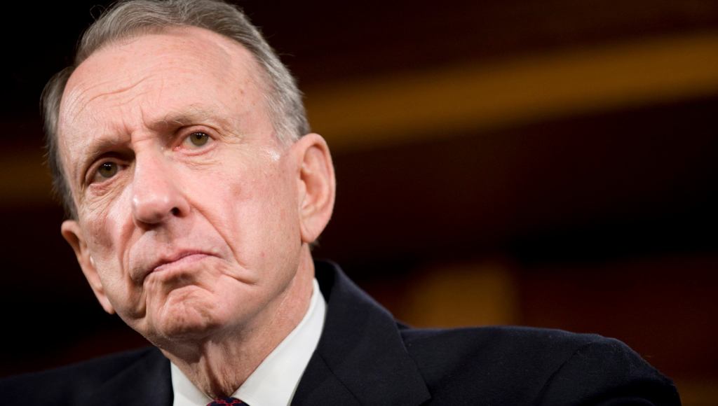 Arlen Specter Switches Affiliation From Alive To Dead At Last Minute