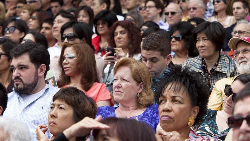 90% Of Audience At College Graduation Involved In Heated Family Argument