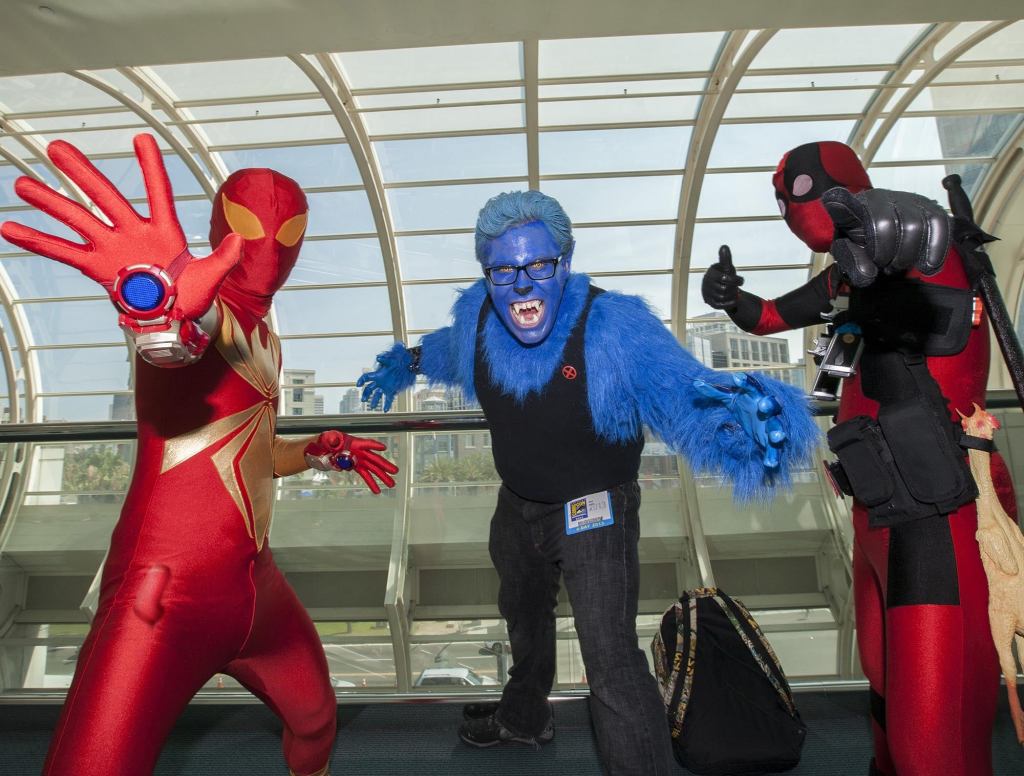 Outline Of Inhaler Clearly Visible In Comic-Con Attendee’s Lycra Bodysuit