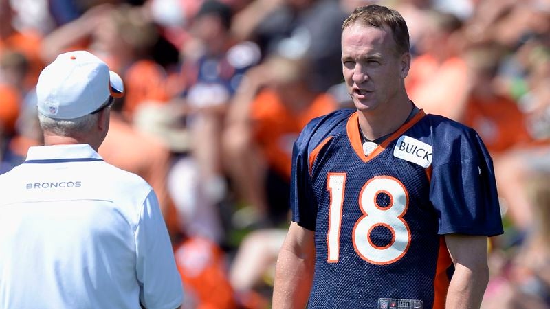 Doctors Finally Clear Peyton Manning To Play Football