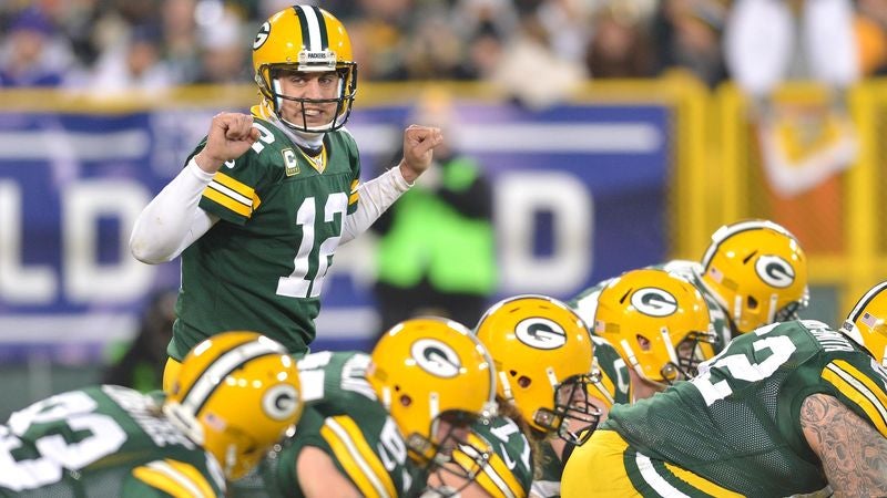 Packers Go With No-Cuddle Offense