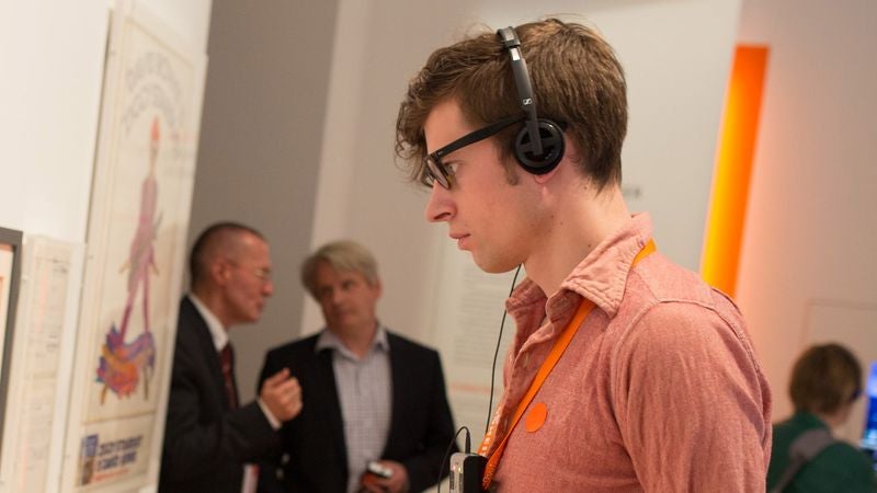 Museum’s Audio Guide Informs Visitors How Much More They Getting Out Of Experience Than Others