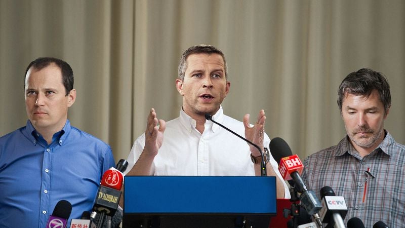 Men Whose Beautiful Wives Died On Christmas 10 Years Ago Announce Plans To Drink Whiskey Alone In Dark Apartment