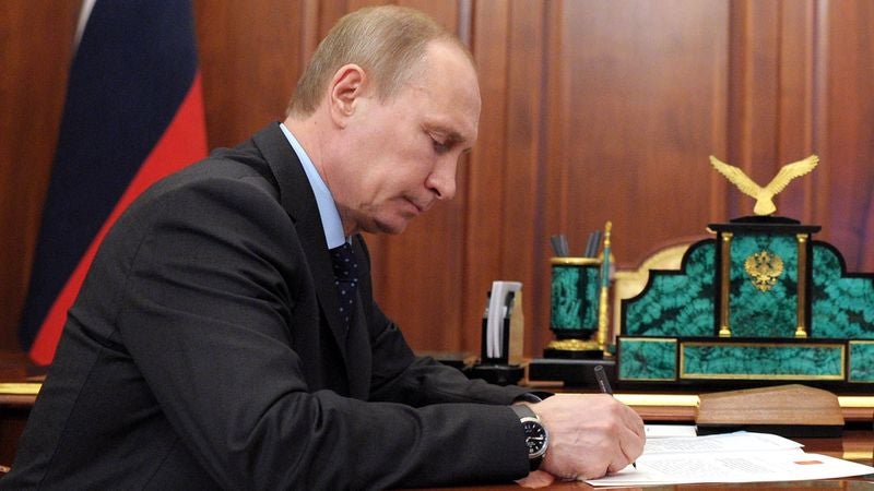 Putin Starts Off Morning By Sitting Down To Write The Day’s News