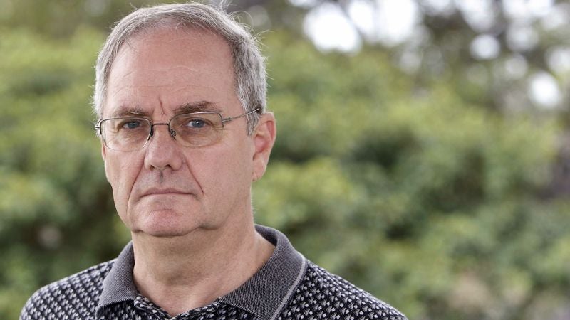 Man Pleased To Find Most Of His Mid-’90s Anti-Hillary Rant Still Usable