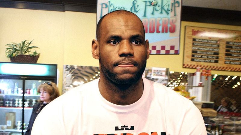 LeBron James Clearly Expecting Cleveland-Area Deli To Give Him Free Sandwich