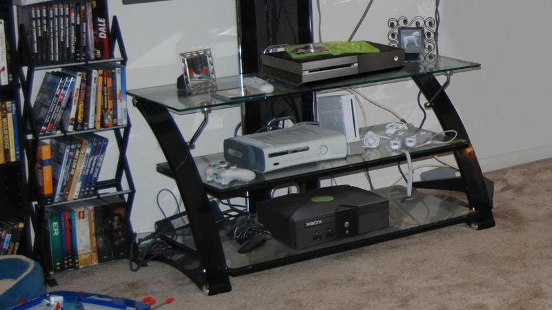 Report: More U.S. Families Living With Multiple Generations Of Xbox Under One Roof