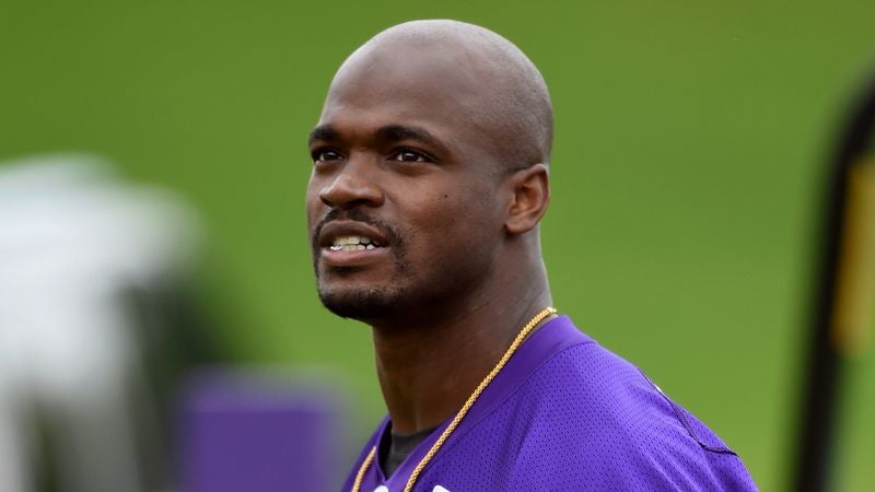 Younger Vikings Players Picking Adrian Peterson’s Brain For Parenting Tips