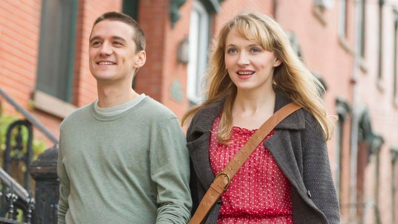 Study: 84% Of Couples Who Walk Around Exploring New Neighborhood Never Make It Home