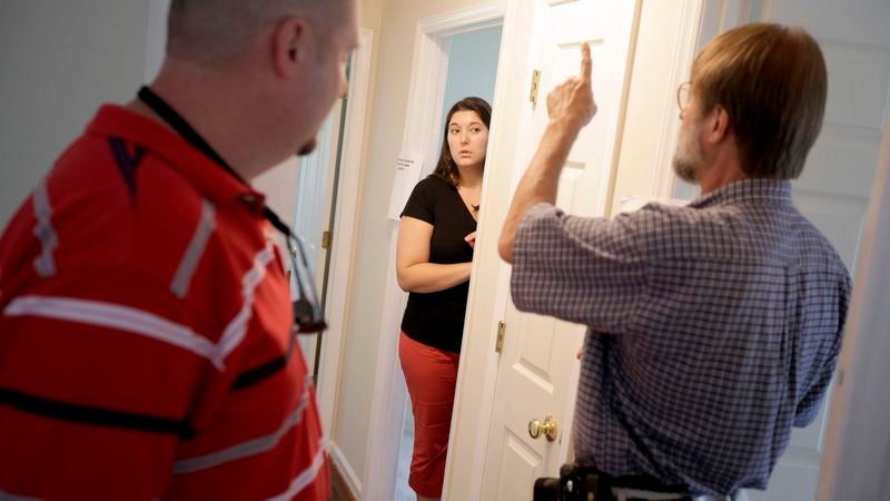 Home Inspector Warns That House Lacks Banister You Can Slide All The Way Down