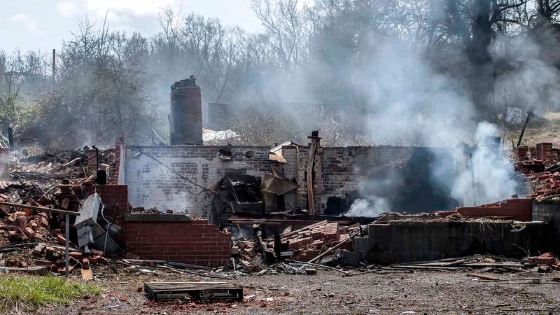 Retreating Clinton Campaign Torches Iowa Town To Slow Advance Of Sanders Volunteers