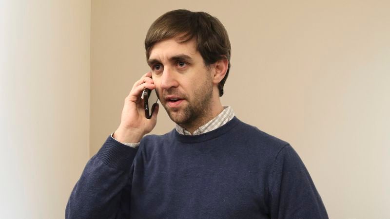 Man Makes Quick Call To Parents So Next Week’s Call To Ask For Money Doesn’t Seem That Bad