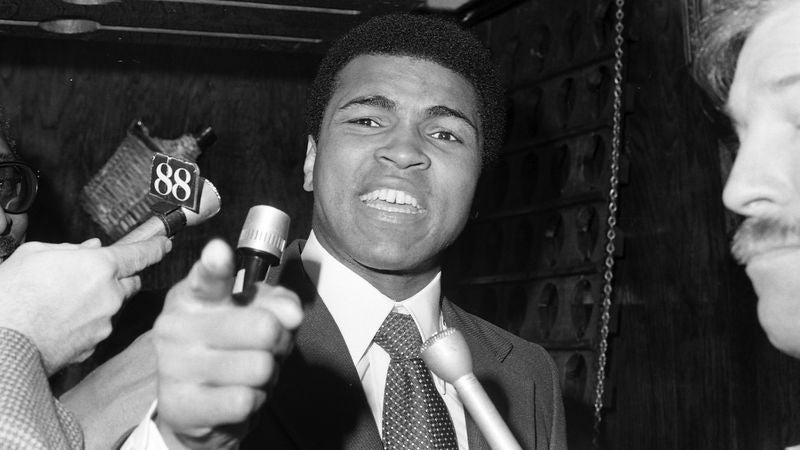 Dozens Of Social Issues Thankful They Never Had To Go Toe-To-Toe With Muhammad Ali