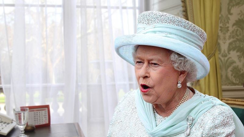 Queen Elizabeth Screaming At Stockbroker To Dump Everything