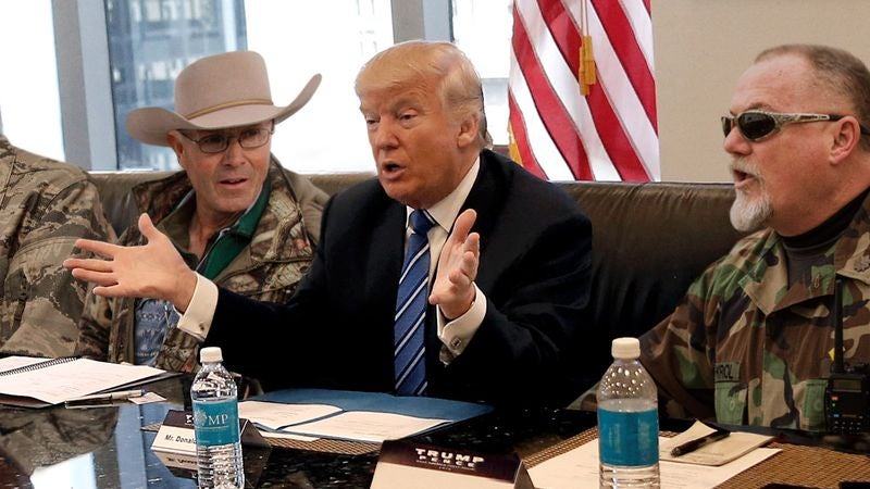 Trump Holds Strategy Meeting With Campaign’s Top Militia Leaders Ahead Of Election Day