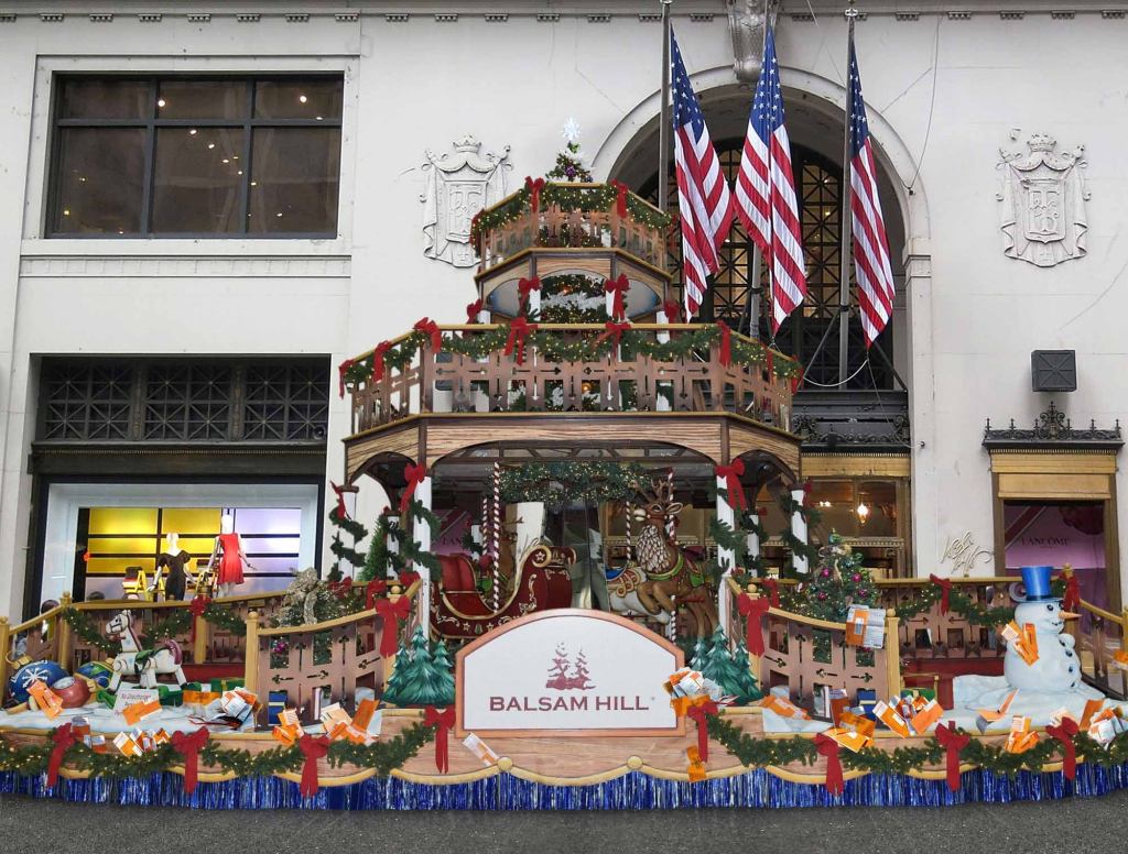 Macy’s Parade Float Covered In Tickets After Parking On 5th Avenue Over Holiday Weekend