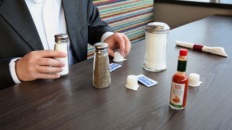 Report: Majority Of Diner’s Salt And Pepper Shakers Currently Being Used To Diagram Elaborately Planned Bank Heists