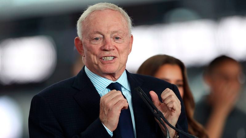 Jerry Jones Unveils Plans For Extravagant 100,000-Seat Cowboys Owner’s Box