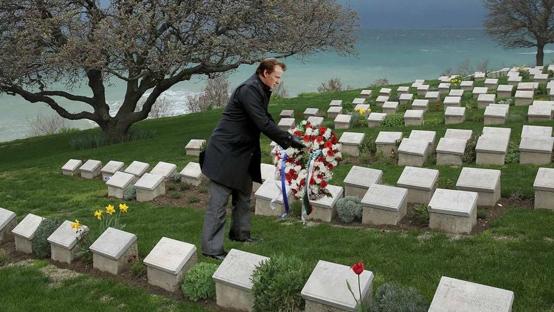 Roger Goodell Lays Wreath At National Football League Cemetery In Super Bowl Tradition