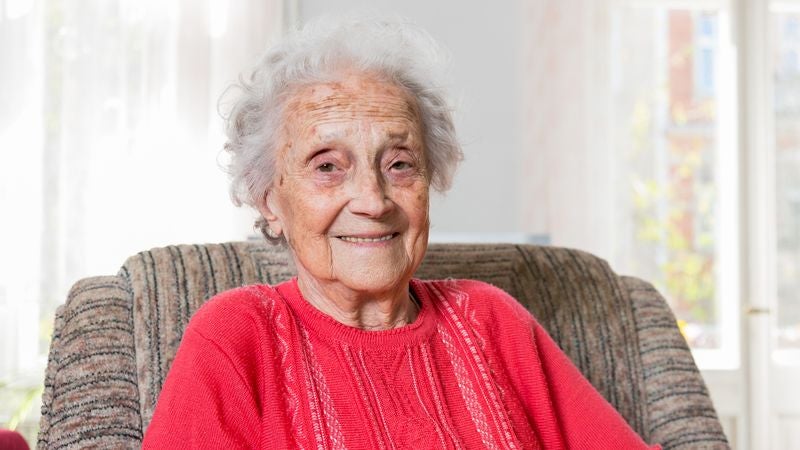 Family Moves Elderly Aunt Into Subconscious