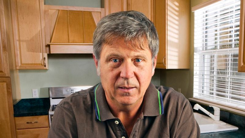 Man In Kitchen Can’t Remember What He Got Married, Bought House, Had 3 Kids, And Came In Here For