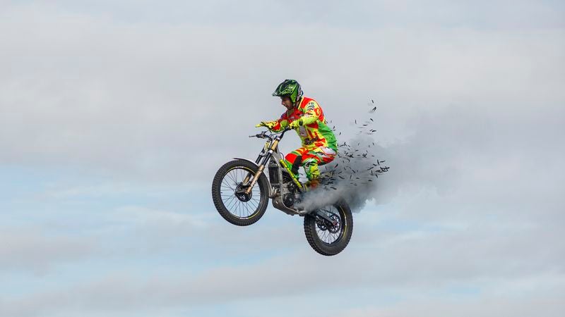 X Games Dirt Biker Forced To Make Emergency Landing After Bird Gets Caught In Engine