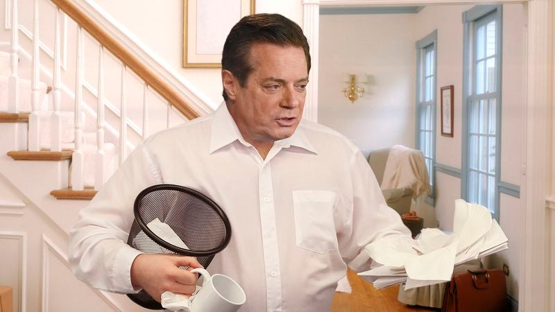 Paul Manafort Spends Afternoon Making House Look Presentable For Next FBI Raid