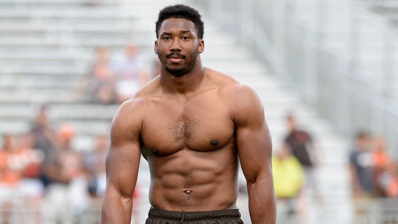 Cleveland Browns Players Amazed By Star Rookie Comfortable Walking Around Shirtless