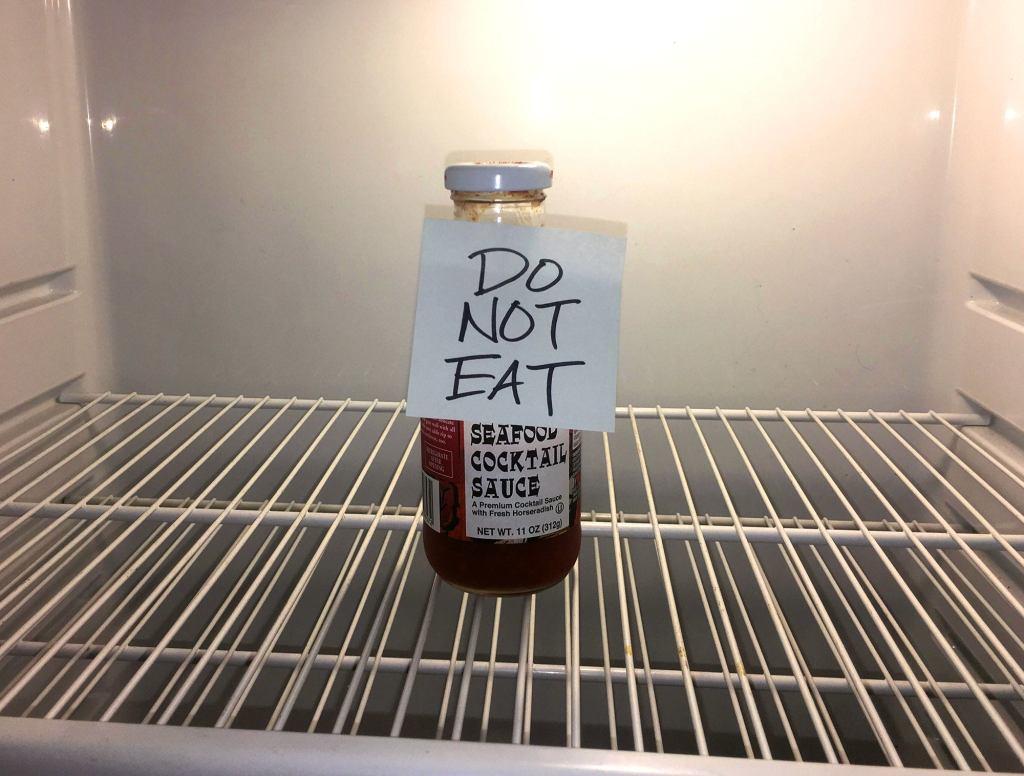 Airbnb Host Decides Handwritten Note Necessary To Protect Cocktail Sauce In Fridge