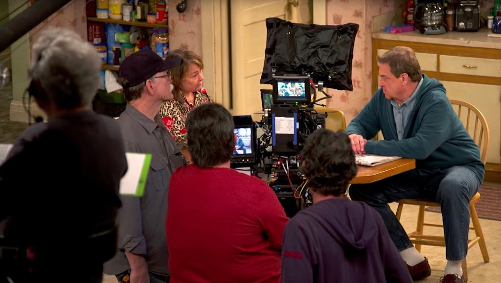 ‘Roseanne’ Taping Repeatedly Interrupted By Reporters Trying To Interview Members Of White Working Class